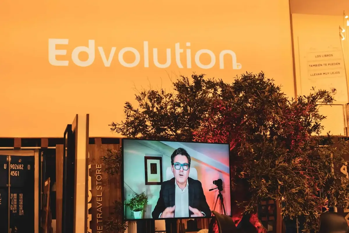 Edvolution:艾登瑞德直播混合式年会